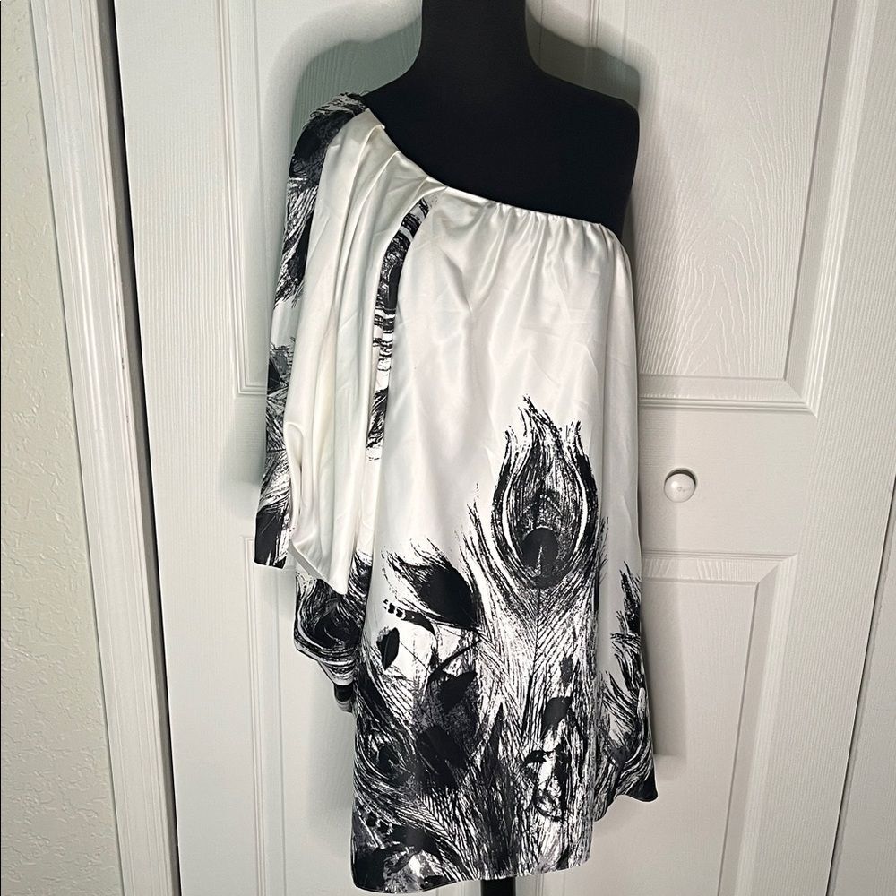 Vintage Y2K Cache One-Shoulder Black White Dress Size 10 Peacock Feather